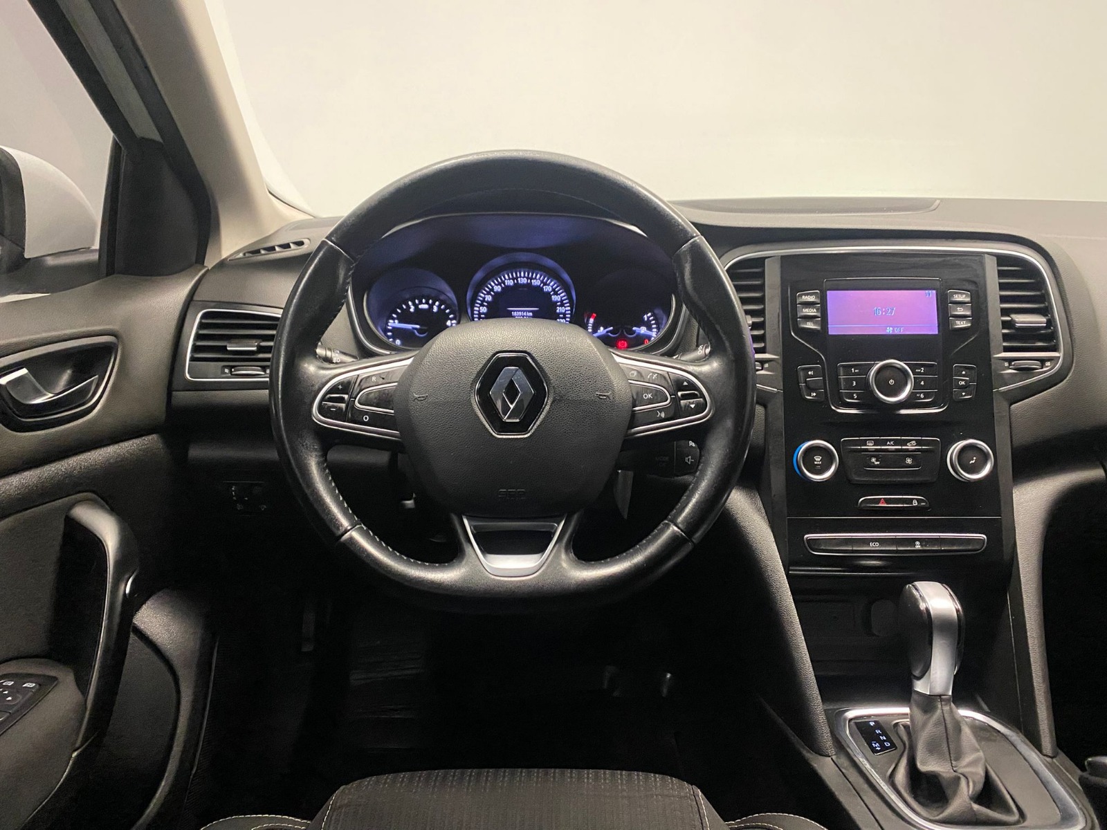 RENAULT MEGANE 25